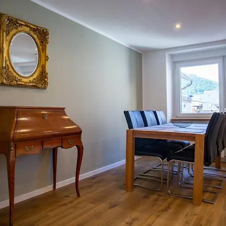 Stilvolle Bei Cochem - 2 Schlafzimmer * קלוטן