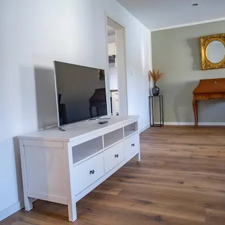 아파트 Stilvolle Bei Cochem - 2 Schlafzimmer *